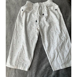 White Diamonds, Womens White Capri Pants, Size XL, Draw String w/ Anchor Accents